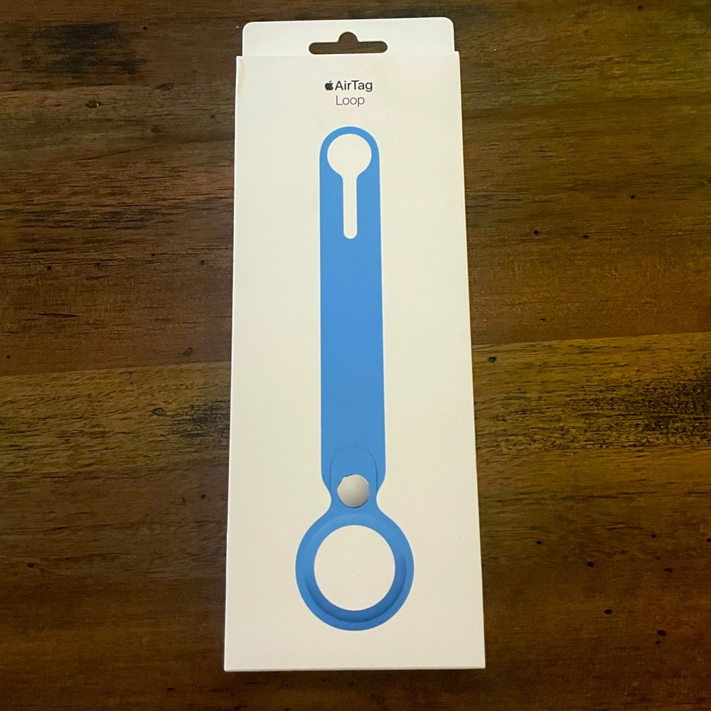 Apple AirTag Loop, Blue Silicone